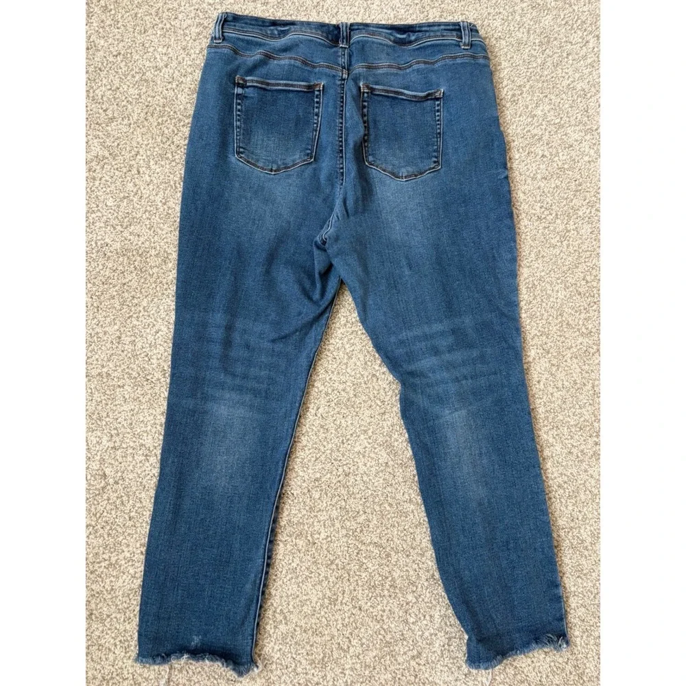 Wax Jean Grunge Distressed Los Angeles Dark Wash Raw Hem Skinny Jeans Size 18
